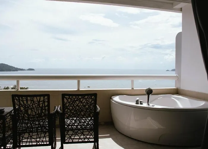 Sea View Private Room At Phuket 2Br