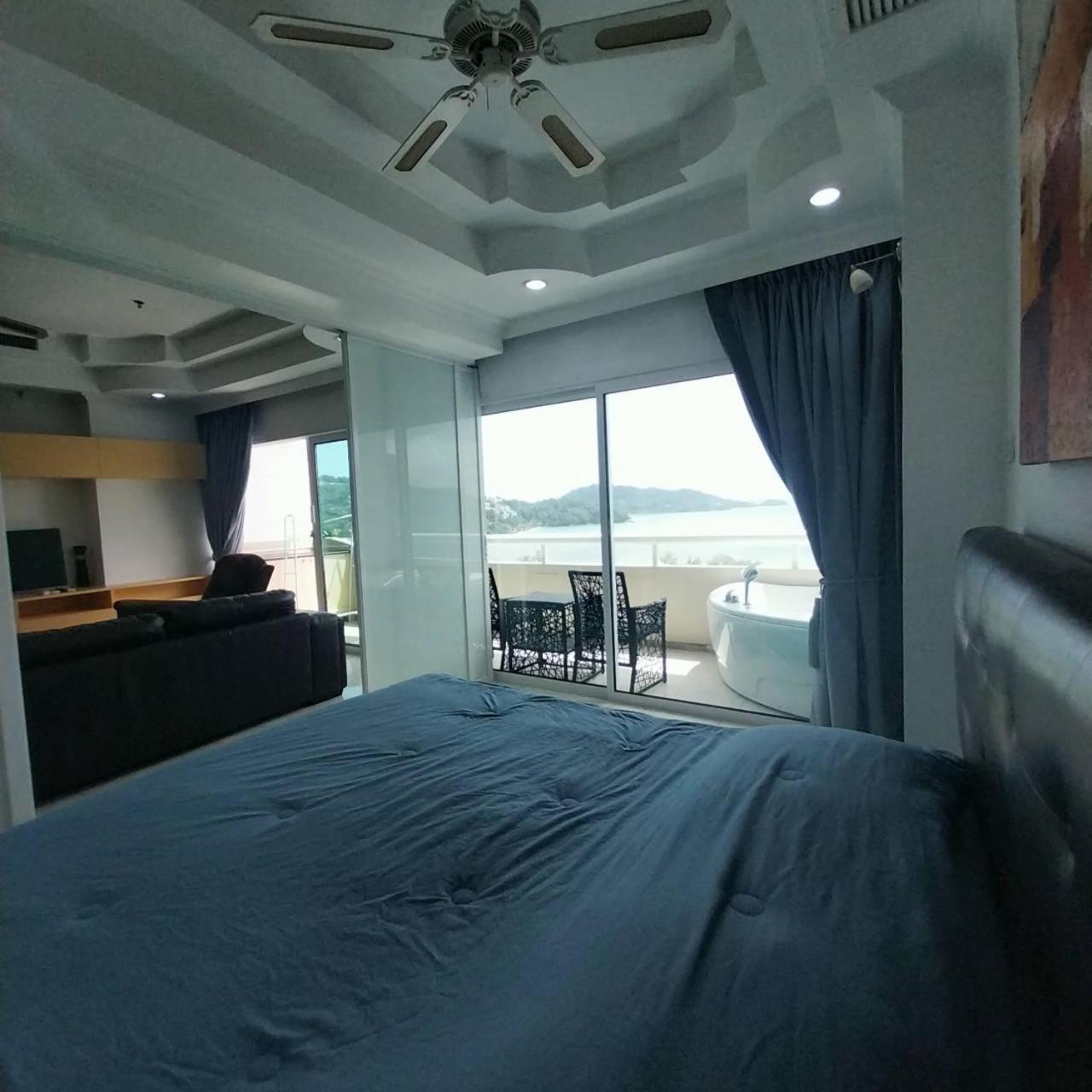 Sea View Private At Phuket 2br